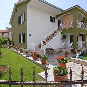 Sergggo - Location 5minute Walk Beach, Strand, Poreč